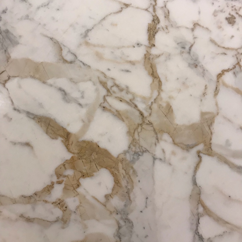 Meet your Posher, Ana